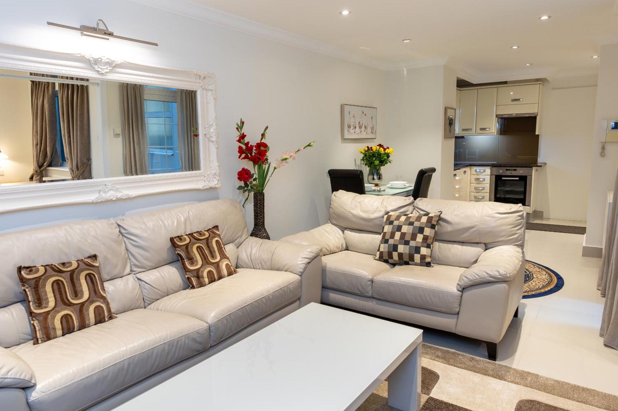 Marylebone Village Apartments London Room photo