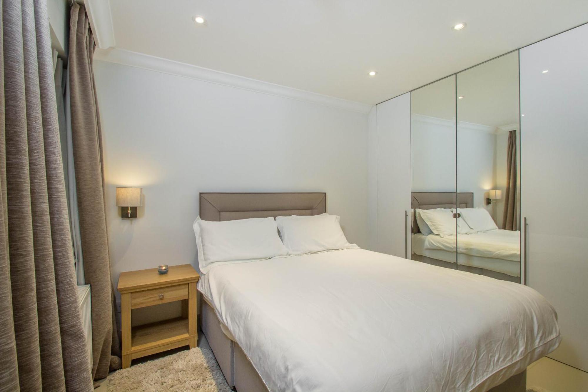 Marylebone Village Apartments London Room photo